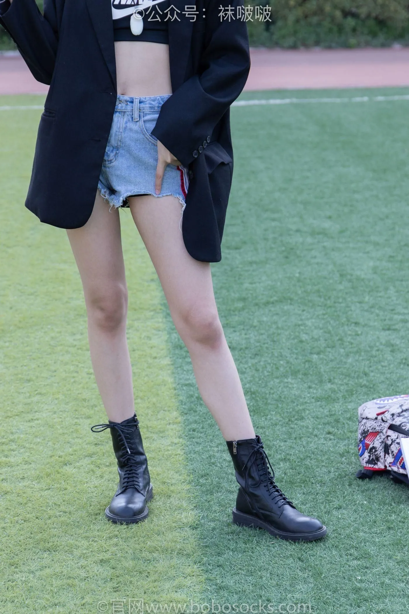 [BoBoSocks袜啵啵]NO.010 小甜豆-马丁靴、白色短棉袜、裸足 [117P]插图6